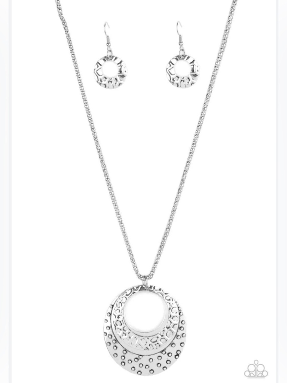 Paparazzi Texture Trio - Silver Necklace